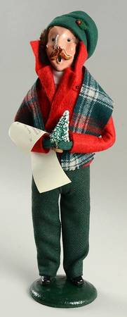 Traditional Assorted Carolers Man With Music And Tree-Red Coat - Nb1366, No Box