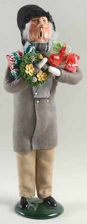 Traditional Assorted Carolers Grandfather With Gifts & Wreath-Grey - Nb1376, No Box