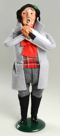 Traditional Assorted Carolers Man With Loaf Of Bread-Grey Coat - No Box Nb1448