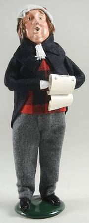 Traditional Assorted Carolers Man With Music-Black Coat - No Box Nb1434