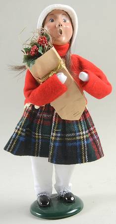 Traditional Assorted Carolers Girl With Holly In Brown Bag-Red Coat - No Box Nb1415