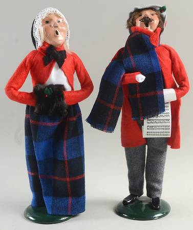 Traditional Assorted Carolers Man & Woman-Red/Blue Plaid Outfit - No Box Nb1403