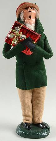 Traditional Assorted Carolers Grandfather With Present-Green Coat - No Box