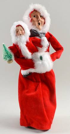 Traditional Assorted Carolers Woman With Toddler In Red-With Tree  - No Box
