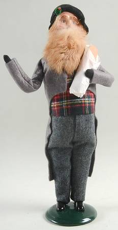 Traditional Assorted Carolers Bearded Man With Loaf Of Bread-Grey Coat - No Box Nb1479