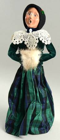 Traditional Assorted Carolers Woman With Muff-Green Lace Trim - No Box Nb1465