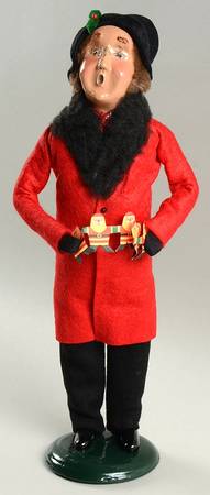 Traditional Assorted Carolers Man With Santa Paper Chain-Red Coat - No Box Nb1464