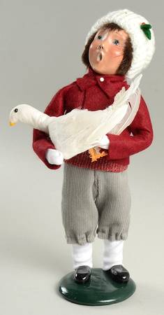 Traditional Assorted Carolers Boy With Goose-Burgundy Coat - No Box Nb1459