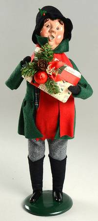 Traditional Assorted Carolers Man With Gift-Green Coat - Nb657, No Box