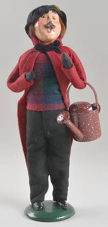Traditional Assorted Carolers Man With Watering Can-Burgundy Coat - No Box Nb1541