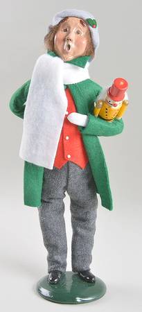 Traditional Assorted Carolers Man With Nutcracker-Green - No Box Nb1534