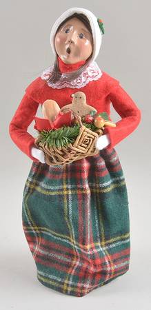 Traditional Assorted Carolers Woman With Fruit Basket And Gingerbread - Nb978, No Box