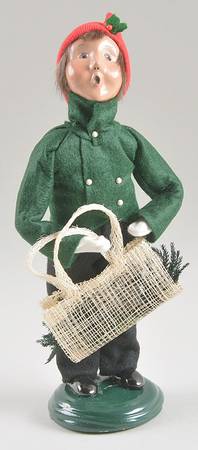 Traditional Assorted Carolers Boy With Greenry-Green Coat - Nb841, No Box