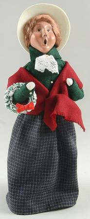Traditional Assorted Carolers Woman With Wreath-Burgunry Wrap - No Box