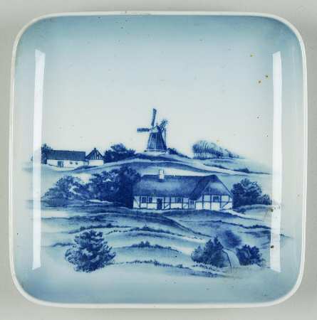 Bing & Grondahl Giftware Danish Scenery-Square Tray - No Box