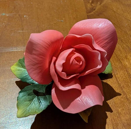Boehm Giftware Rose Place Card Holder - No Box
