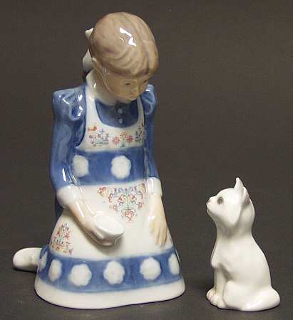 Children's Day-Figurine Magical Tea Party- 2 Pieces - With Box
