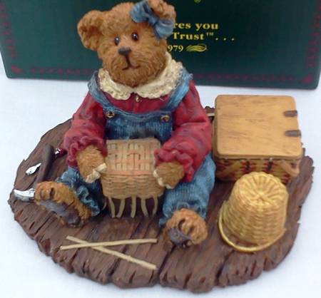 The Bearstone Collection Maple Bearyproud-Longaberger - With Box Bx366