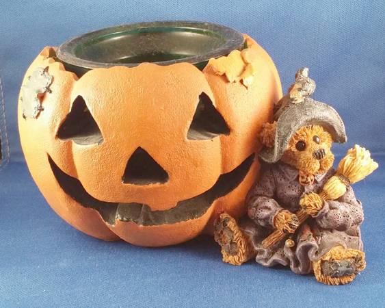 The Bearstone Collection Emma The Witchy Bear-Pumpkin Magic - Boxed