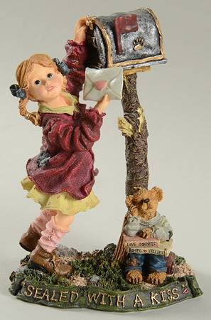 Dollstone Collection Valerie And Romeo-Sealed With A Kiss - Boxed