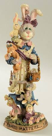 Folkstone Collection Mama McHutch And Babies-Family Matters - Boxed