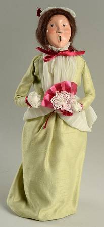 Spring & Summer Carolers Woman In Green Dress With Fan - No Box