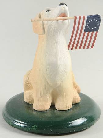 Williamsburg Yellow Labrador With Flag - No Box