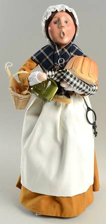 Williamsburg Colonial Tavern Woman - No Box