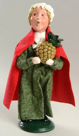 Williamsburg Girl With Pineapple - No Box