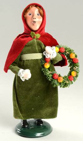 Williamsburg Girl With Wreath - No Box