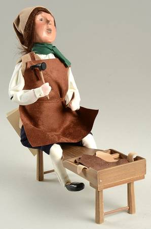 Williamsburg Cobbler/Shoemaker - No Box