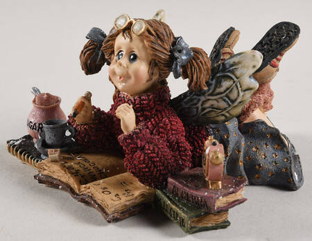Wee Folkstone Collection Estudious Cram Faeriebaum - Boxed