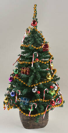 Accessories Decorated Tree With Lights - No Box