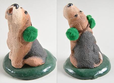Singing Dogs Basset Hound With Green Earmuffs - No Box