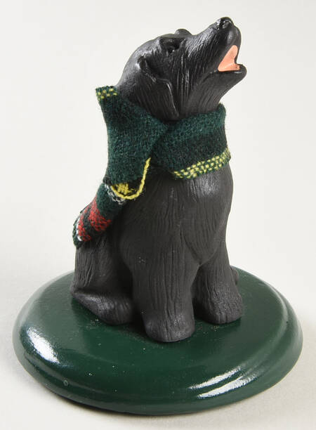 Singing Dogs Black Labrador With Green Plaid - No Box