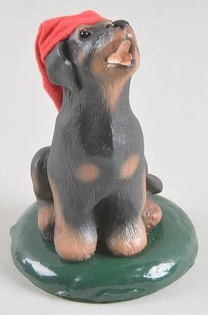 Singing Dogs Rottweiler With Santa's Hat - No Box