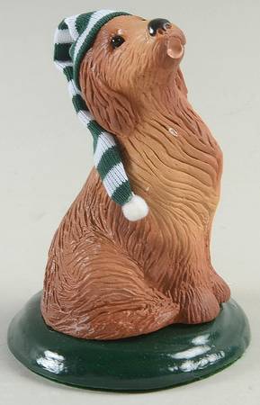 Singing Dogs Golden Retriever With White & Green Hat - No Box