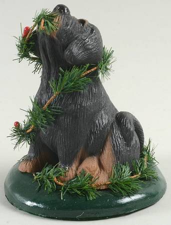 Singing Dogs Rottweiler Puppy With Garland - No Box