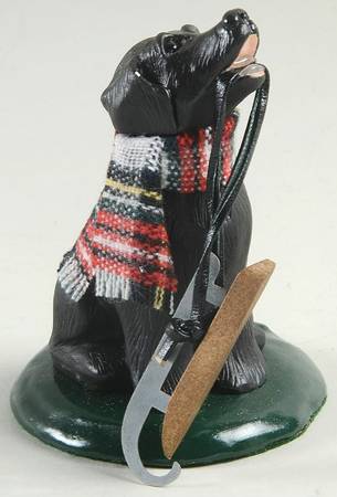 Singing Dogs Black Labrador With Wood Skate - No Box 42