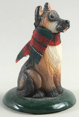 Singing Dogs Greman Shepherd With Plaid Scarf - No Box
