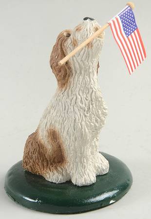 Singing Dogs Dog With The American Flag - No Box
