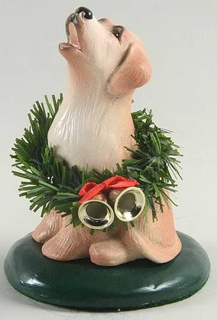 Singing Dogs Yellow Labrador With Wreath - No Box