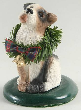 Singing Dogs Jack Russell With Wreath & Bell - No Box