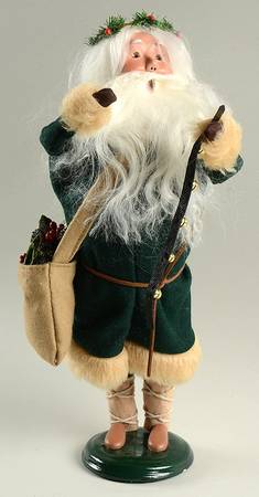 Santa & Mrs Claus Woodland Santa With Bag Of Pinecones - No Box 108