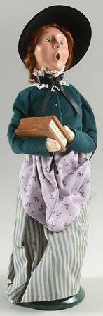 Yankee Candle Company Exclusives Woman With Bayberries-Purple Apron - No Box