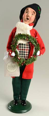 Yankee Candle Company Exclusives Man Holiday Shopper-With Wreath  - No Box