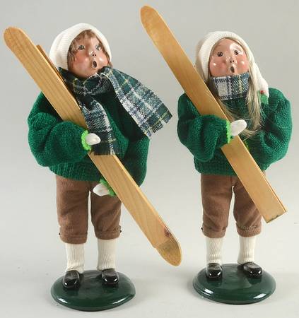 Winter Outdoor Activities Boy & Girl Pair With Skis-Green Sweater - No Box