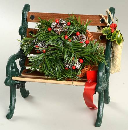 Winterthur Wreathmaker Bench - No Box