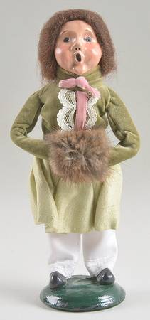 Victorian Assorted Carolers Girl With Muff-Green Pink Bow - No Box