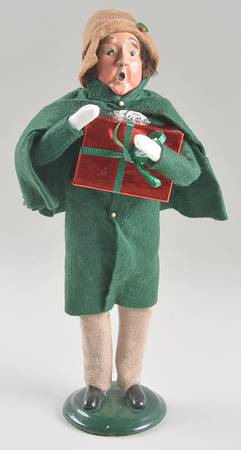 Victorian Assorted Carolers Man With Gift-Green - No Box